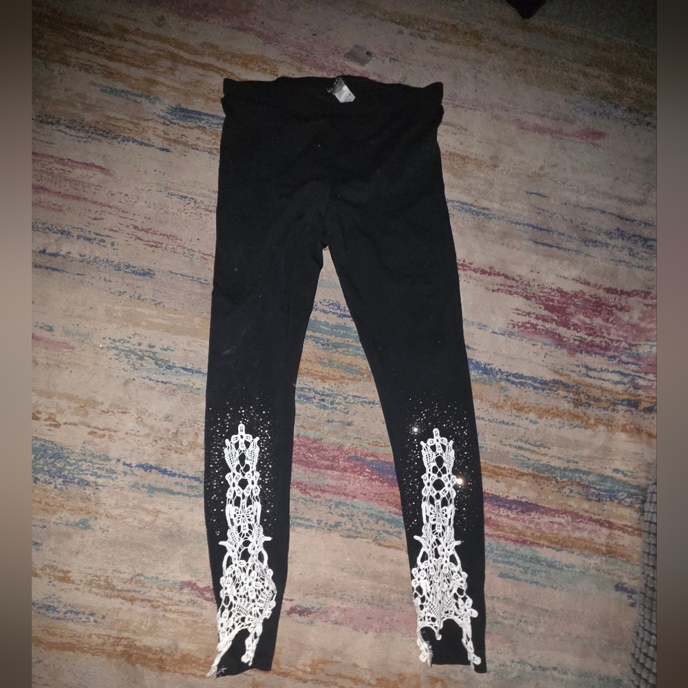 VENUS Black Leggings with White Lace Accent